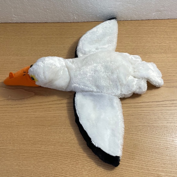 Caltoy Pelican Hand Puppet Plush Bird White Pretend Play Classroom Toy 15” - Picture 2 of 10